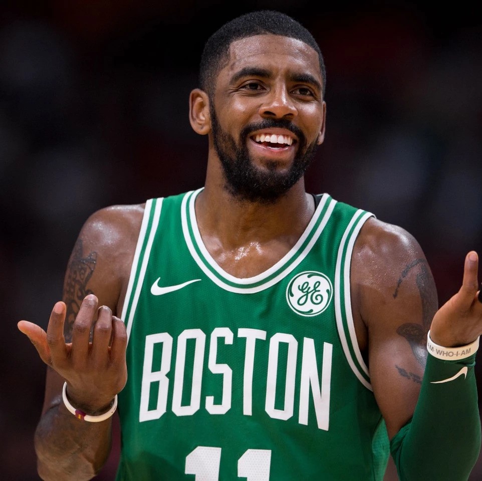 他成为各大 他成为各大