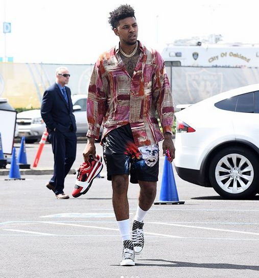 反对者抨击 反对者抨击