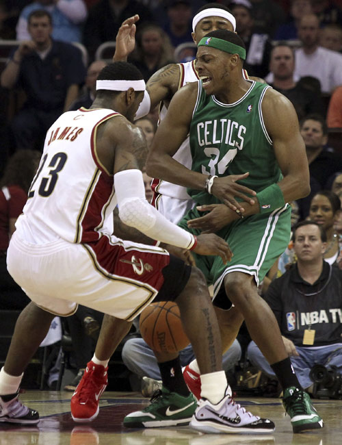 但他会找各 但他会找各